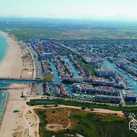 K.c.g.marina *