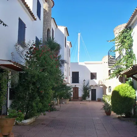 K.c.g.marina Apartament *